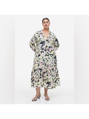 H&M Floral Print Collared Long Sleeve Midi Dress